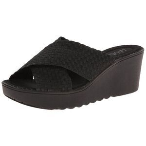 Wild Pair Women's Anaheim Platform Sandal 